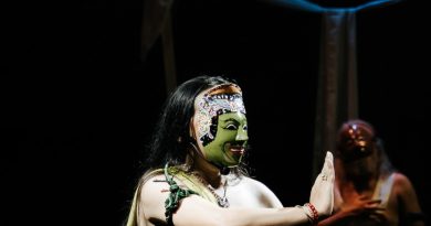 Panji Sang Cinta, Menggiring Alam, Memanah Semesta, Catatan Wibie Maharddhika